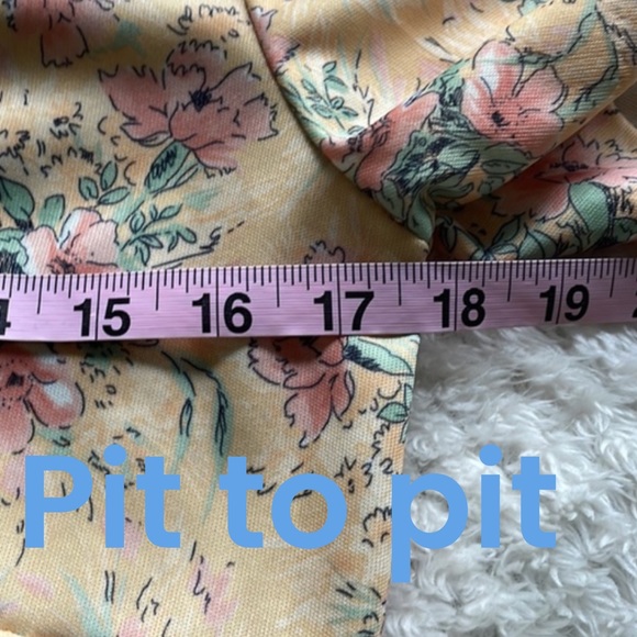 Vintage 80s Light Yellow Pink Floral Collared Shift Dress - Picture 6 of 11